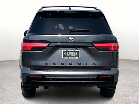 Used 2023 Toyota Sequoia Platinum image 6
