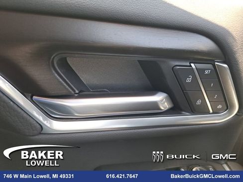 New 2025 GMC Sierra 2500 Denali w/ Denali Reserve Package image 31