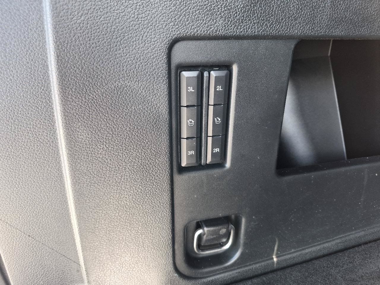 Used 2021 Ford Expedition Max Limited AWD/4WD image 11