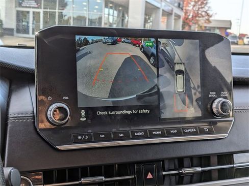 Used 2022 Mitsubishi Outlander SE image 21