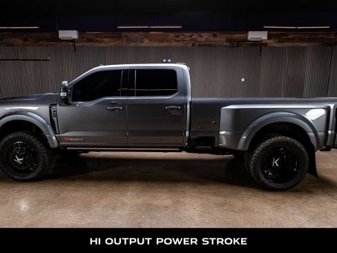 Used 2025 Ford F450 Platinum w/ Platinum Plus Package AWD/4WD image 5