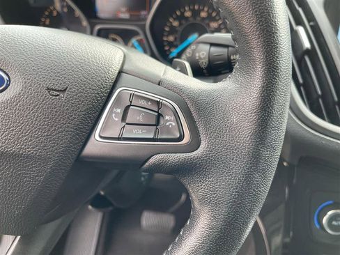 Used 2017 Ford Escape Titanium w/ Equipment Group 301A image 18