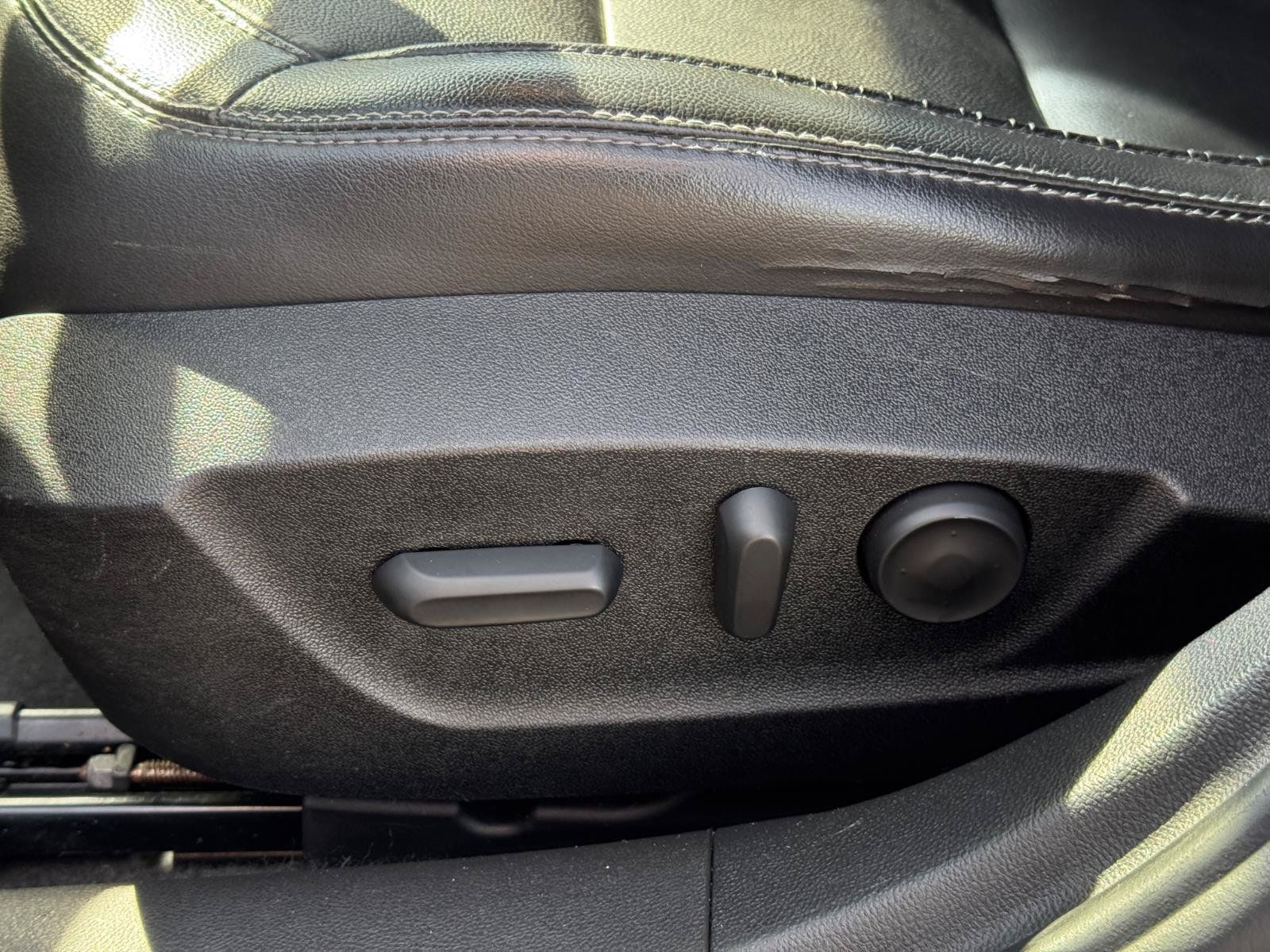 Used 2014 Chevrolet Malibu LTZ FWD image 13