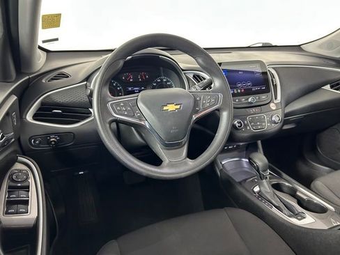 Used 2024 Chevrolet Malibu LT FWD image 15