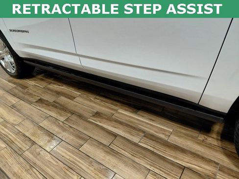 Certified 2023 Chevrolet Suburban High Country w/ Premium Package 2 image 19