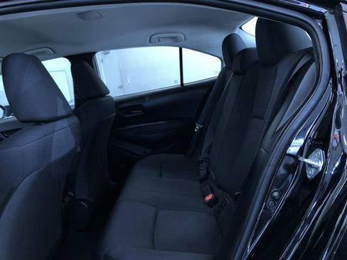 Used 2025 Toyota Corolla LE image 13