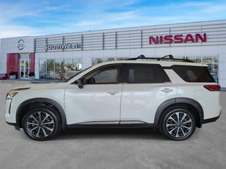 New 2026 Nissan Pathfinder Platinum FWD video 2