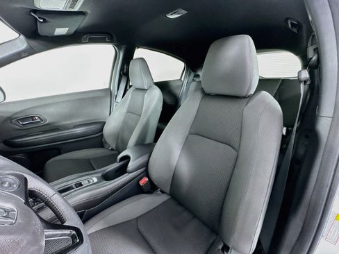 Certified 2022 Honda HR-V Sport image 19