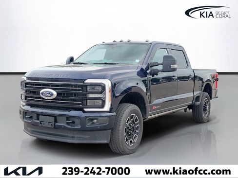 Used 2025 Ford F350 Platinum w/ FX4 Off-Road Package AWD/4WD image 3