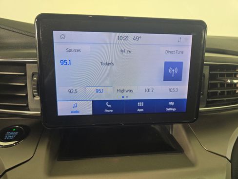 Used 2021 Ford Explorer XLT w/ Equipment Group 202A image 23