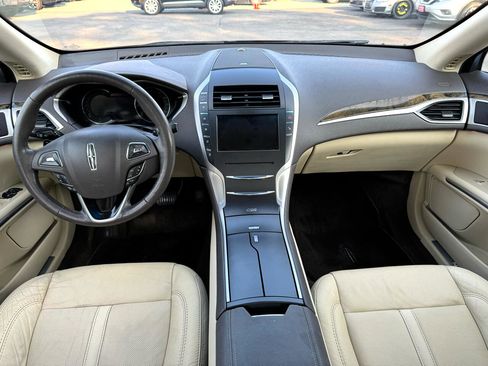 Used 2013 Lincoln MKZ AWD image 10
