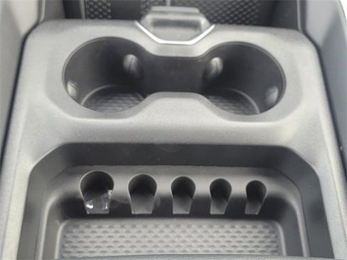 New 2026 RAM 1500 4x4 Crew Cab image 29