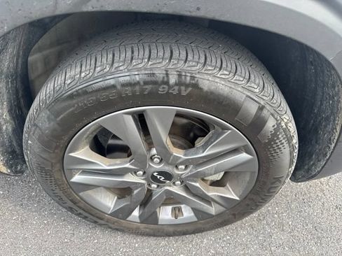 Certified 2023 Kia Seltos S w/ Navigation Package AWD/4WD image 16