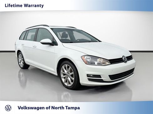 Used 2017 Volkswagen Golf S FWD image 1