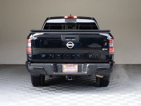 Used 2024 Nissan Frontier SV w/ SV Convenience Package image 11