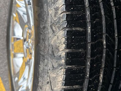 Used 2011 RAM 1500 Laramie image 12