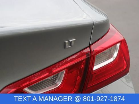 Used 2024 Chevrolet Malibu LT image 9