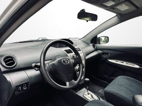 Used 2008 Toyota Yaris Sedan FWD image 6