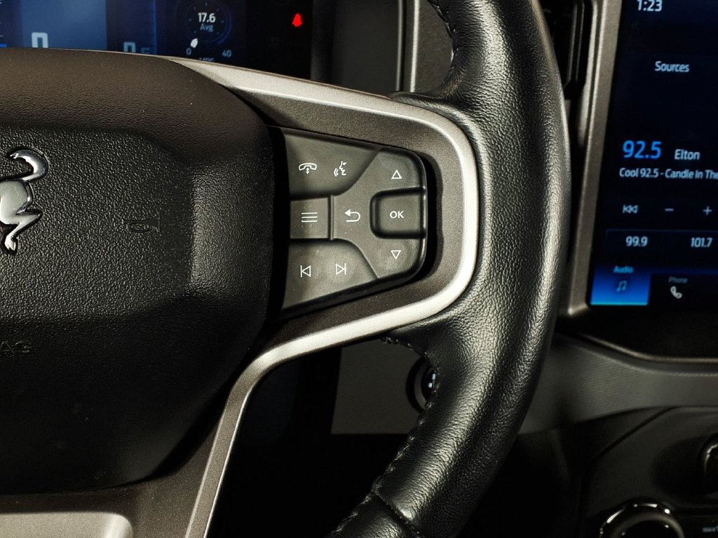 Used 2024 Ford Bronco Black Diamond AWD/4WD image 21