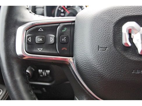 Used 2024 RAM 1500 Laramie AWD/4WD image 17