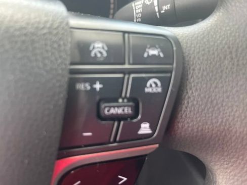 Used 2025 Toyota Camry LE w/ Convenience Package FWD image 12