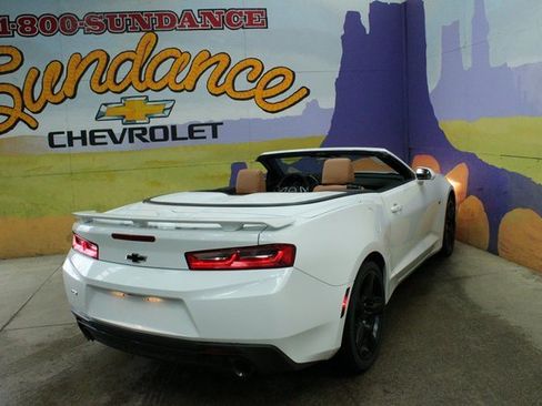 Used 2018 Chevrolet Camaro LT image 27