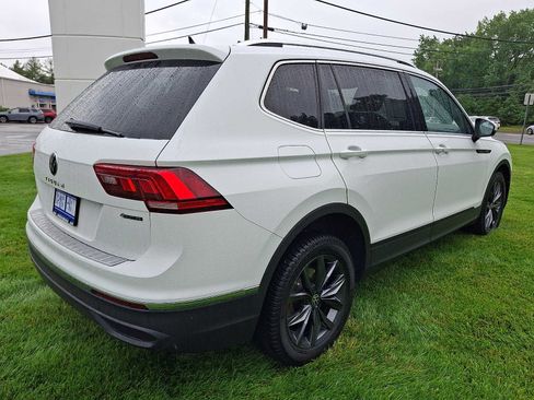 Used 2022 Volkswagen Tiguan SE AWD/4WD image 6