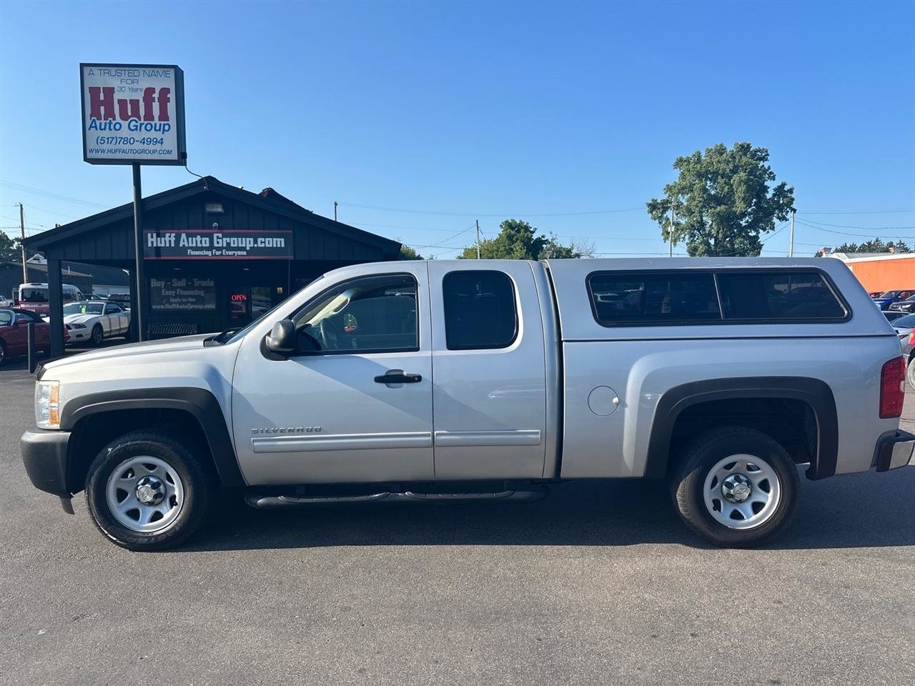Used 2010 Chevrolet Silverado 1500 W/T RWD image 1
