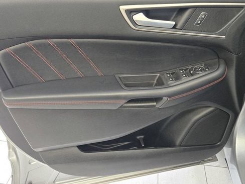Used 2021 Ford Edge ST-Line AWD/4WD image 19