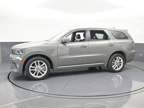 Used 2022 Dodge Durango GT image 2