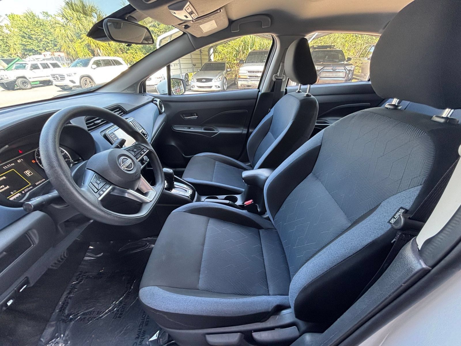 Used 2025 Nissan Versa SV FWD image 24