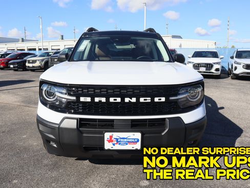 New 2025 Ford Bronco Sport Outer Banks AWD/4WD image 9