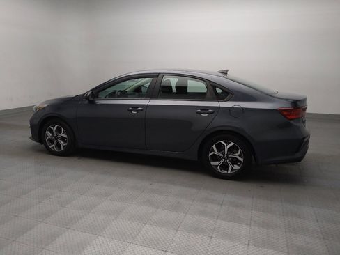 Used 2020 Kia Forte LXS image 3