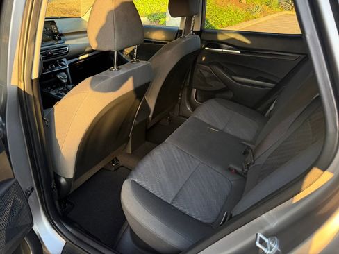 Used 2022 Kia Seltos LX image 42