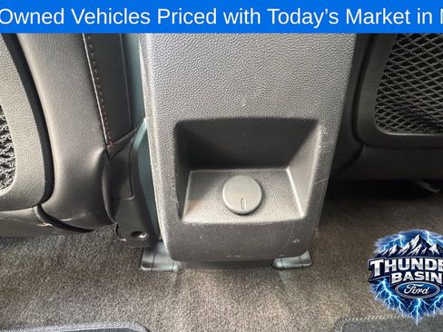 Used 2011 GMC Terrain SLT AWD/4WD image 22