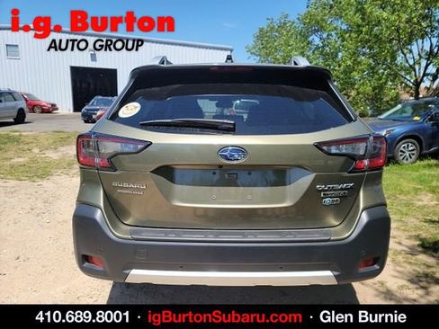 Used 2025 Subaru Outback Touring AWD/4WD image 5