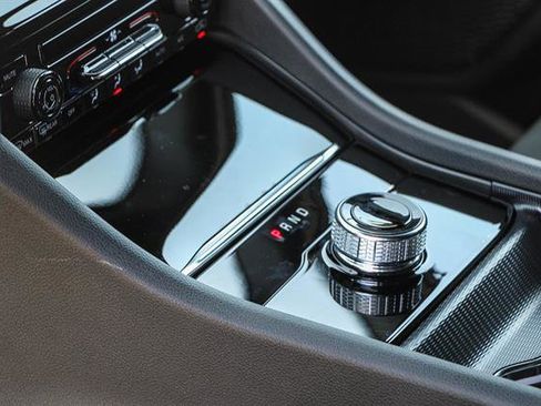 New 2025 Jeep Grand Cherokee Laredo image 22