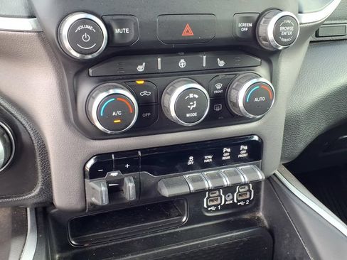Used 2022 RAM 1500 Big Horn AWD/4WD image 26