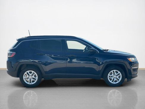 Used 2021 Jeep Compass Sport w/ Cold Weather Group FWD image 9
