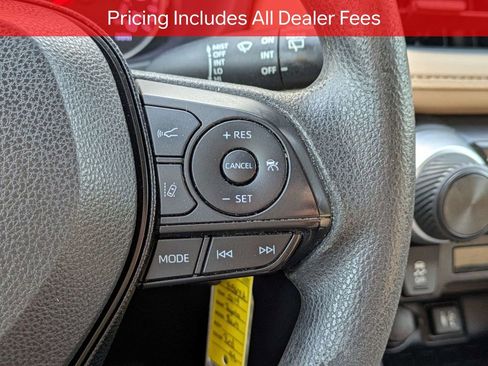 Used 2019 Toyota RAV4 LE FWD image 27