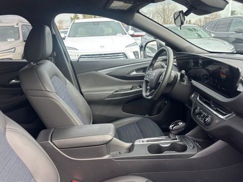 Certified 2024 Buick Envista Preferred w/ Convenience I Package image 14