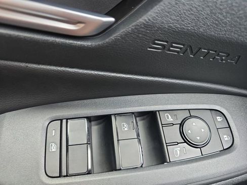 New 2026 Nissan Sentra SV FWD image 30