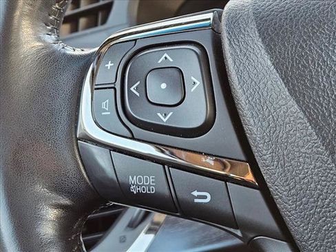 Used 2018 Toyota Avalon Limited FWD image 24