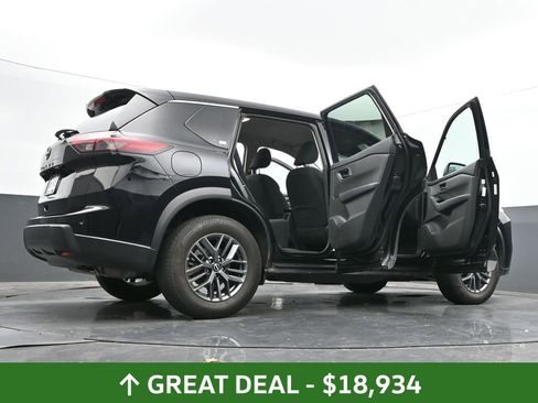 Used 2024 Nissan Rogue S image 95