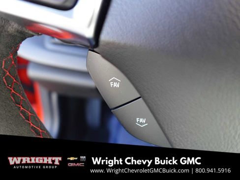 Used 2019 Chevrolet Camaro ZL1 image 17