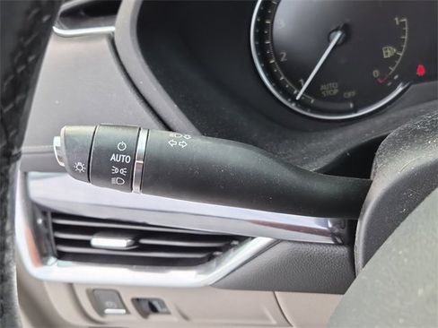 Certified 2023 Cadillac XT4 Luxury image 25