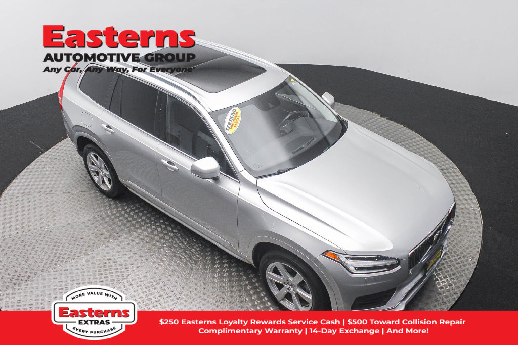 Used 2022 Volvo XC90 T5 Momentum AWD/4WD image 4