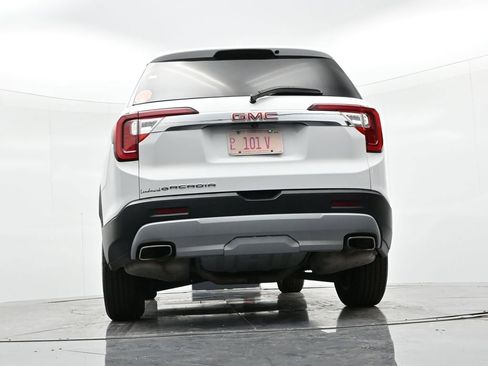 Used 2023 GMC Acadia SLT image 19