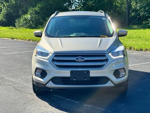 Used 2018 Ford Escape SEL AWD/4WD image 2