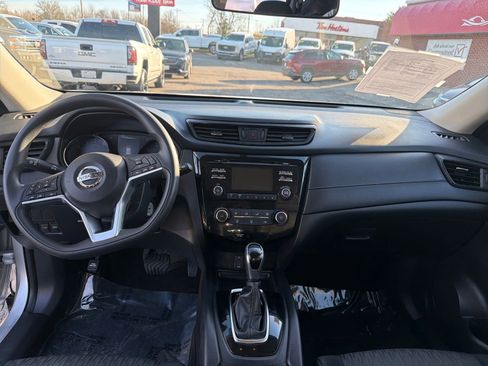 Used 2017 Nissan Rogue S w/ S Appearance Package image 14